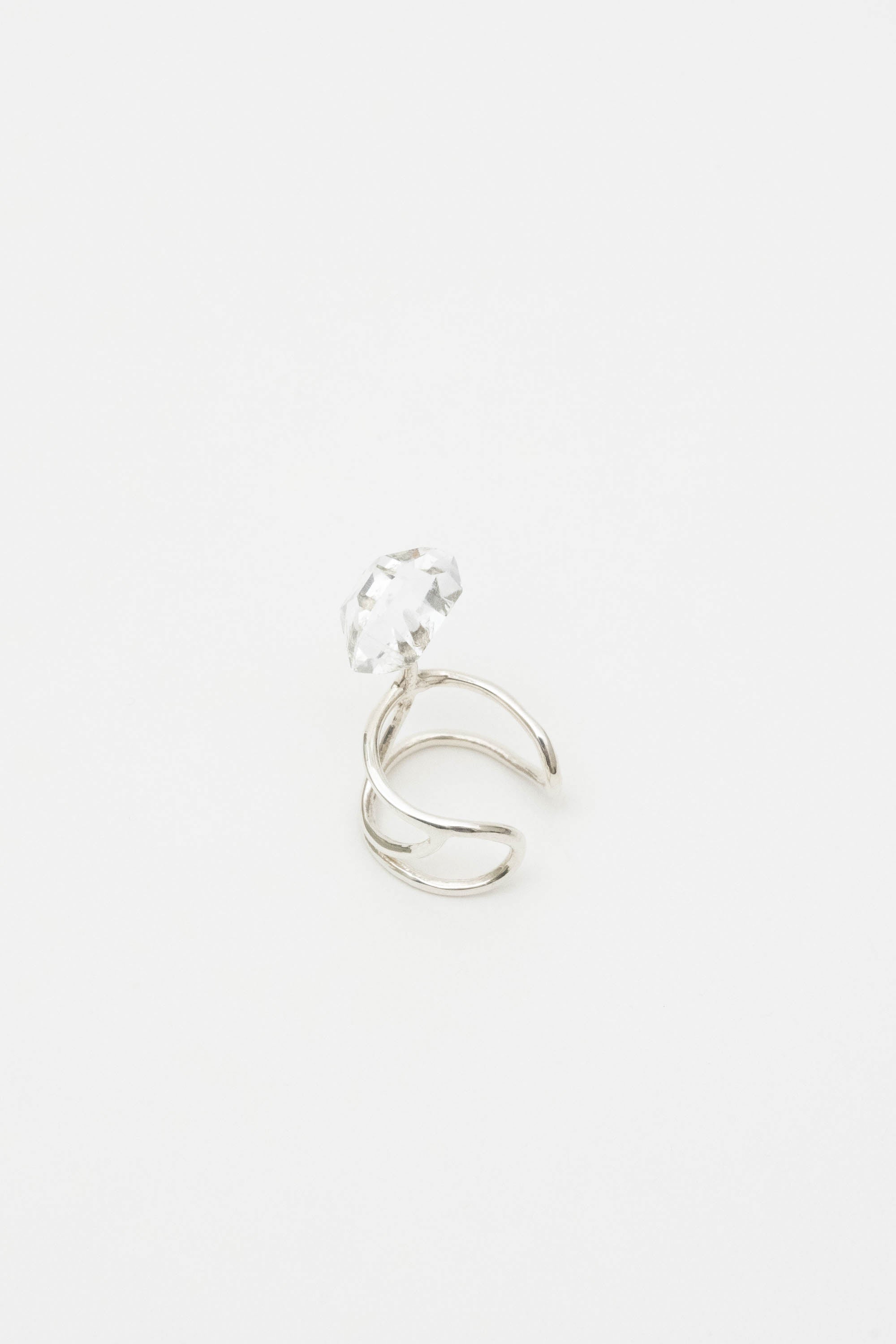 新芽（Earcuff）